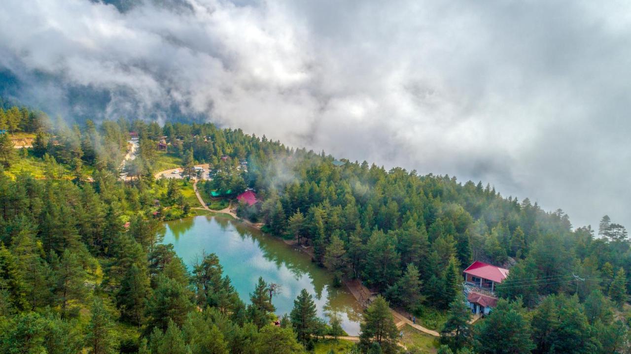 Вілла Limni Goelue Bungalow Gumushane Екстер'єр фото